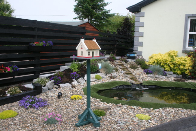 birdhouse in a garden.