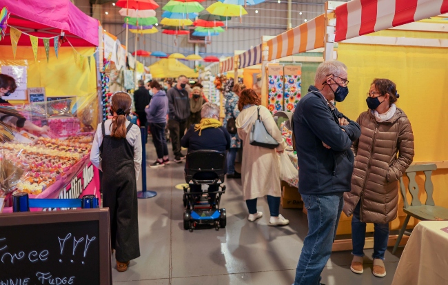 Busy market in Sligo.