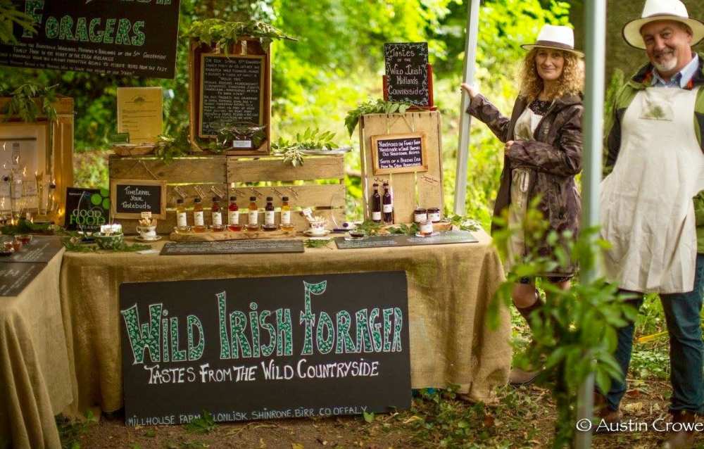 Wild Irish Forager owners at drinks stand.